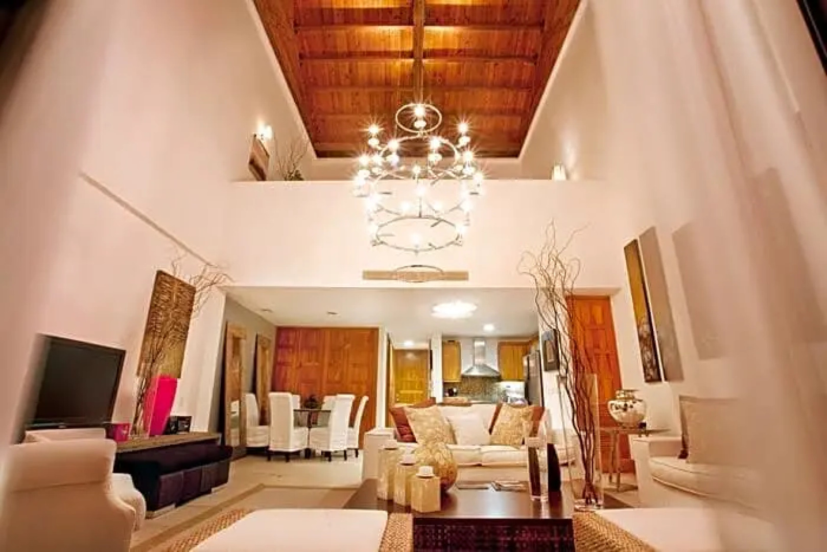 Los Altos Residences