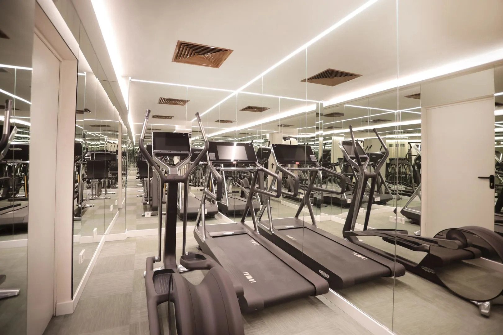 45 Times Barcelona Hotel