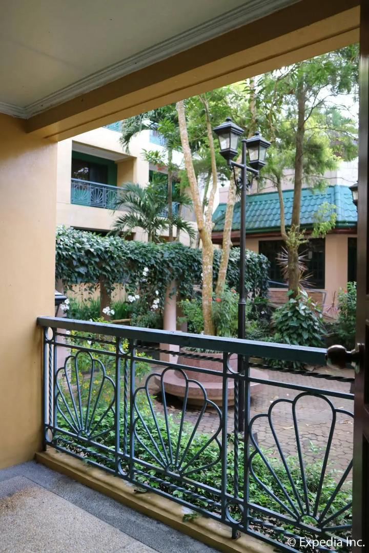 Sunrise Holiday Mansion