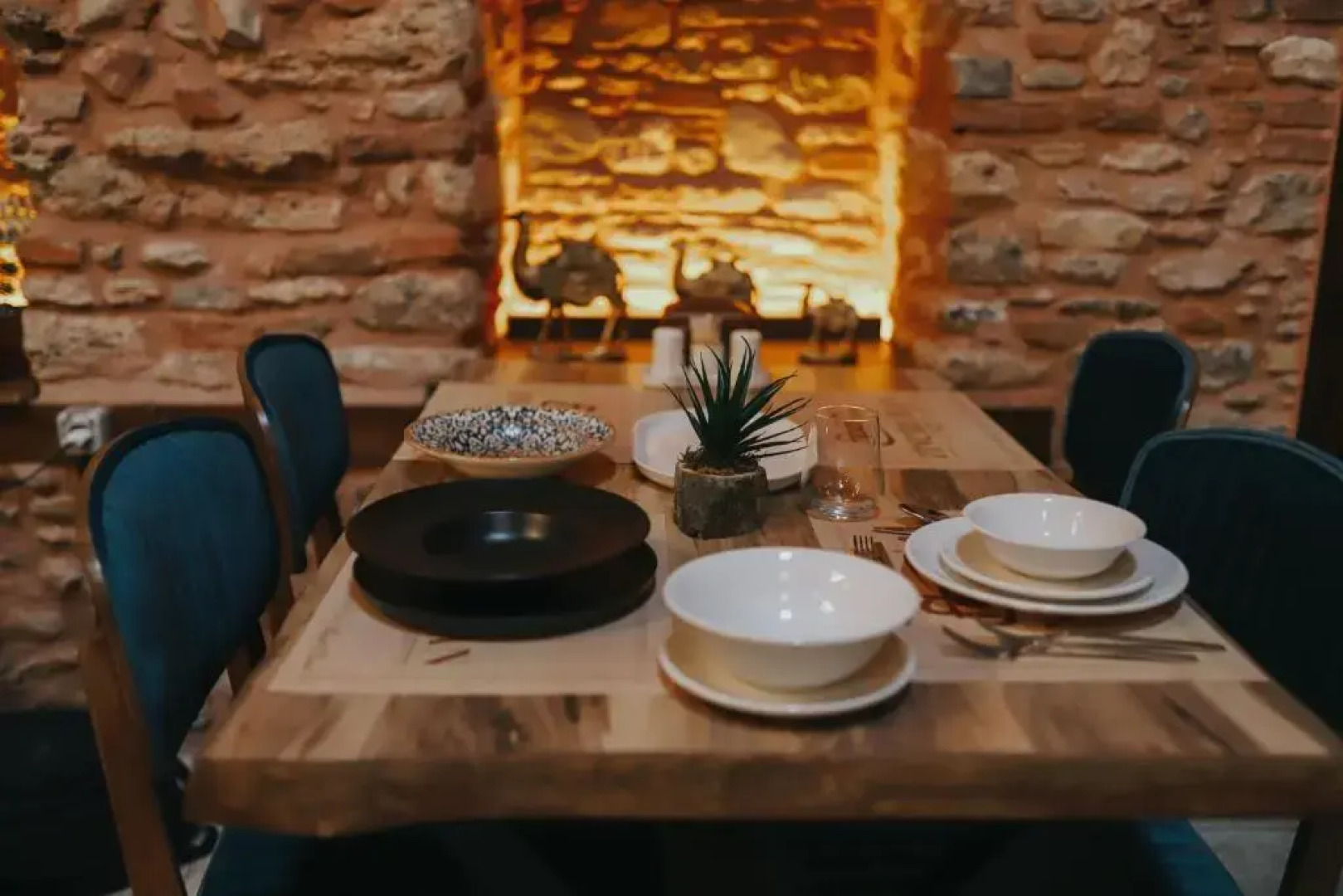 Zi̇nci̇rli̇ Han Oteli̇