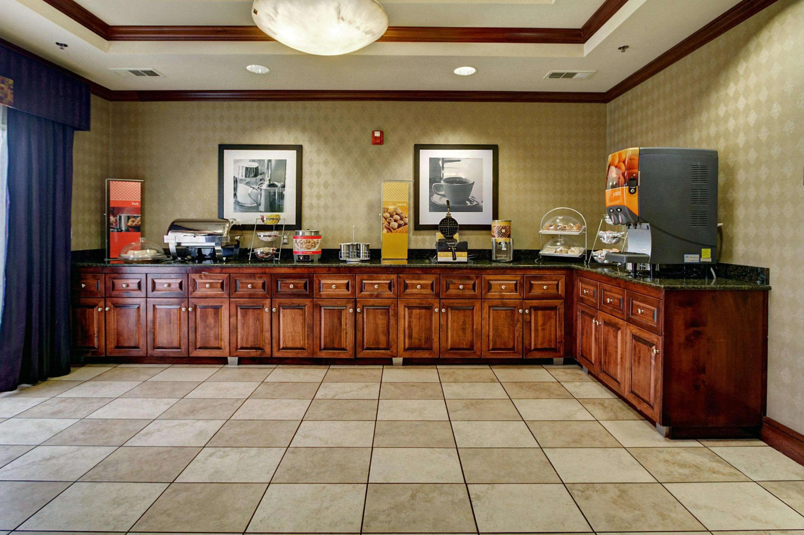 Hampton Inn Van Buren