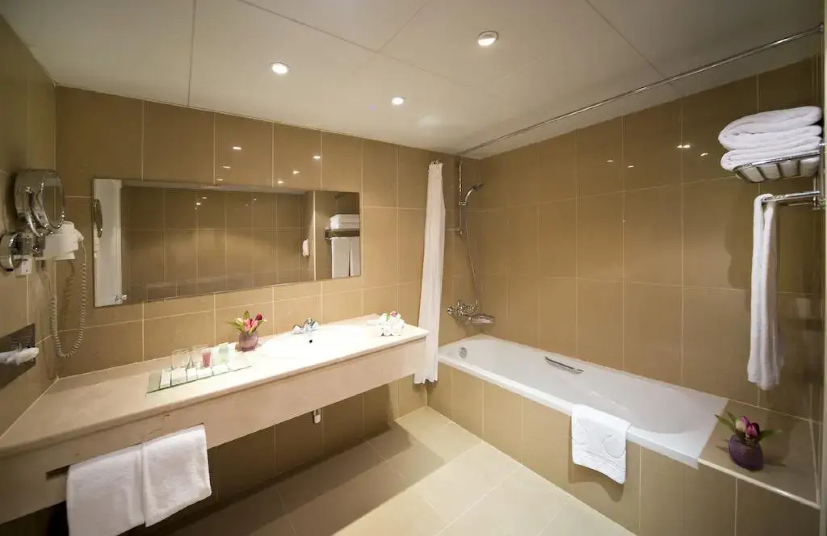 Capital O 232 Golden Tulip Al Jazira Hotel And Resort