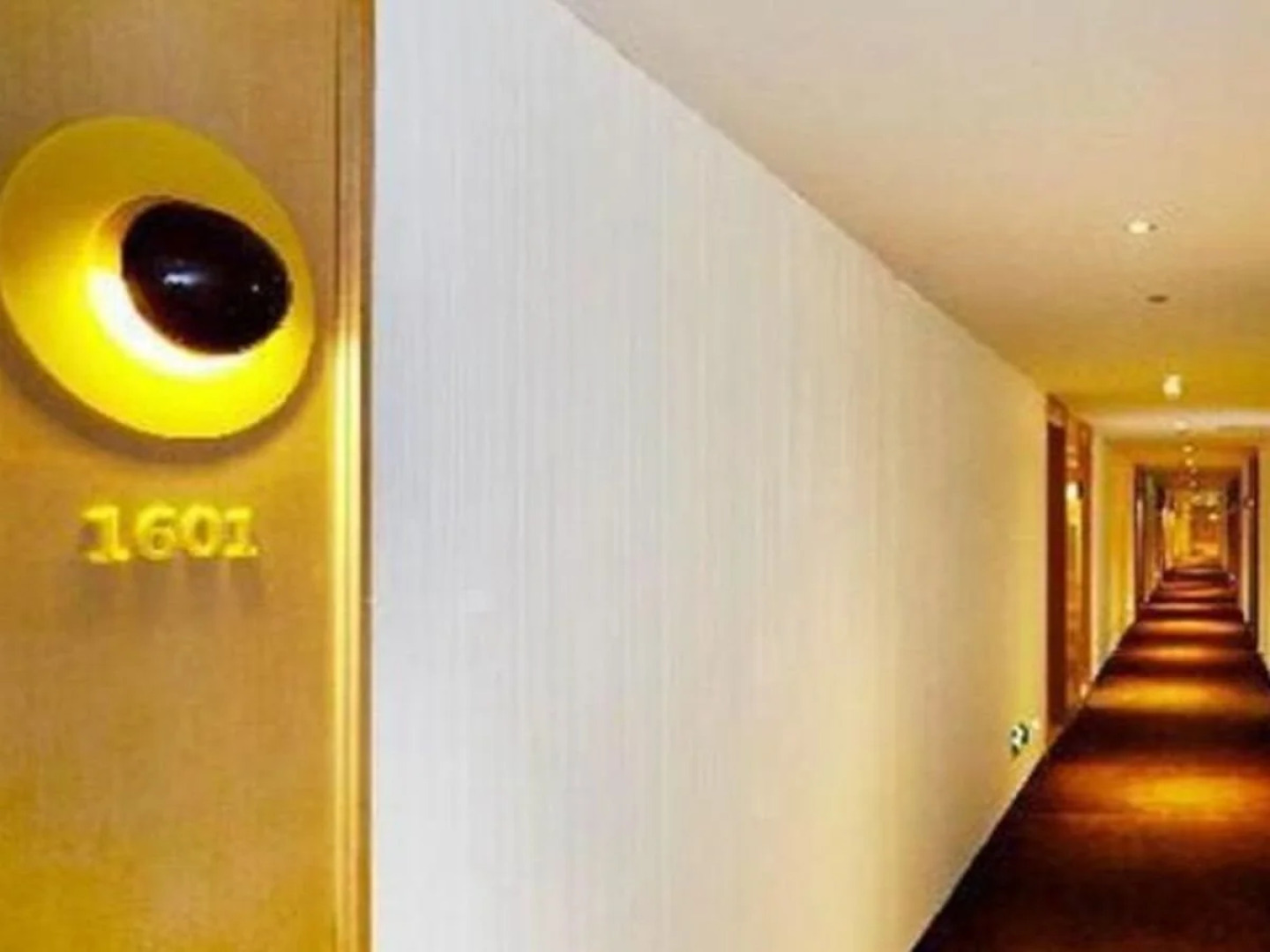 IU Hotel Suining Shehong Bus Station Branch