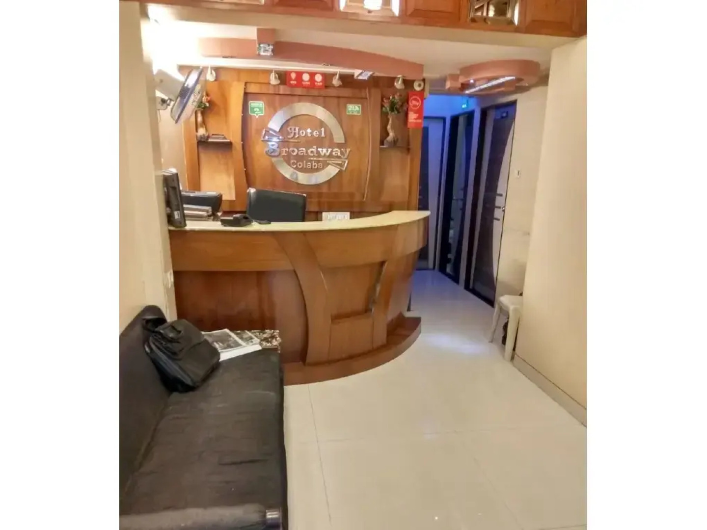 OYO 3552 Hotel Broadway