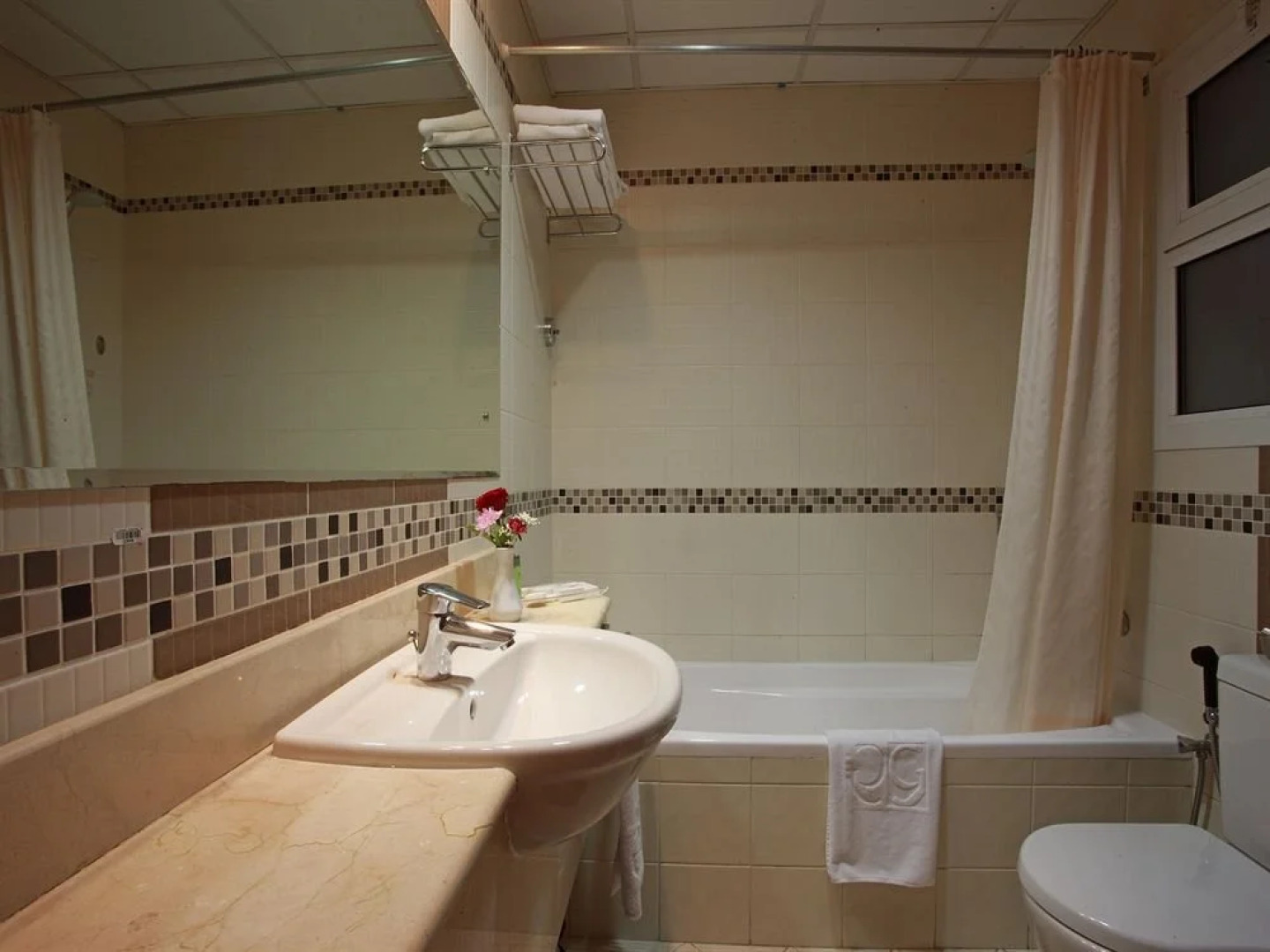 Rose Garden Hotel Apartments Barsha