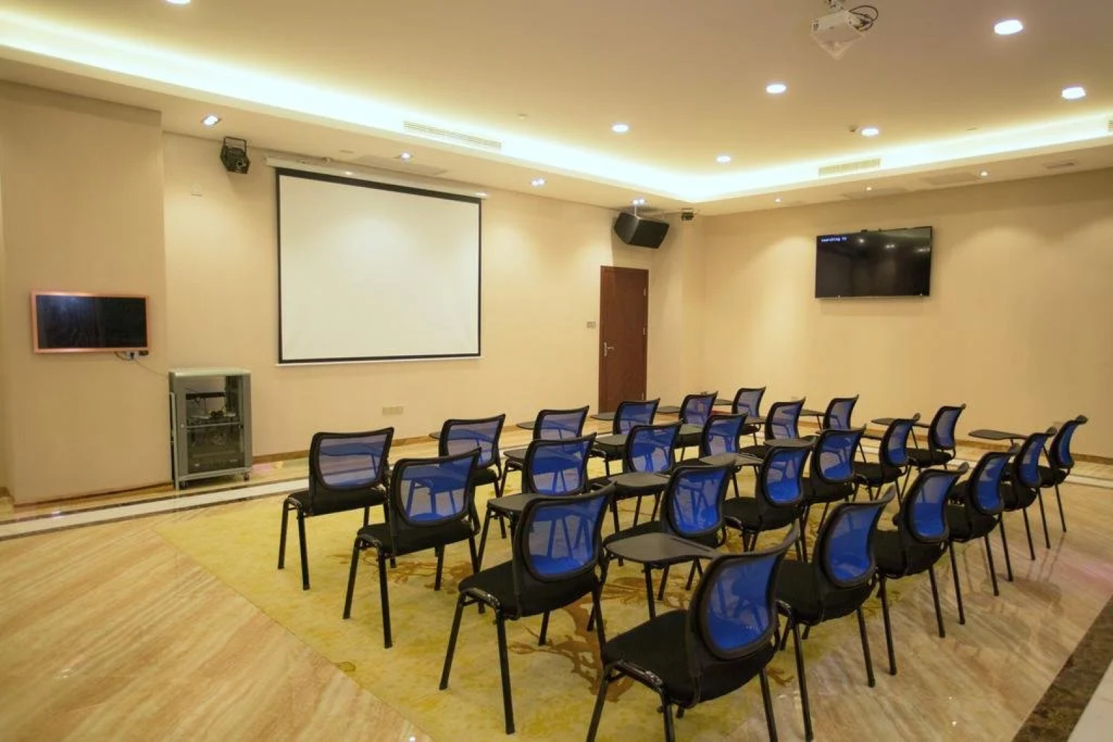 Shanwei Zhonglian Harbour Hotel