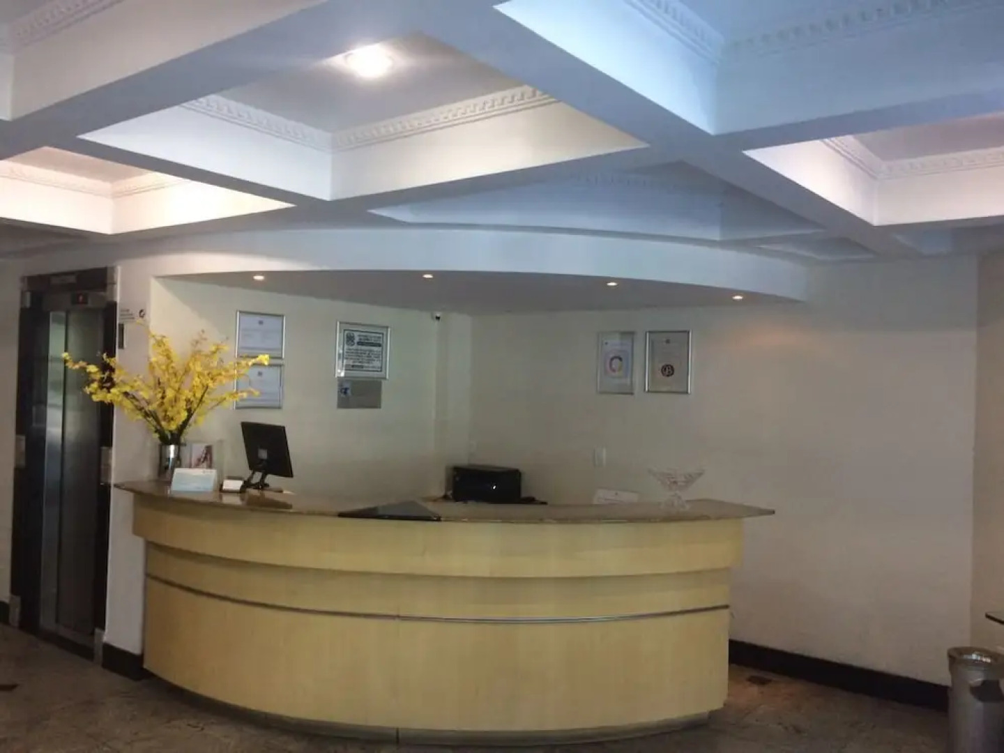 Bristol Quartier Latin Hotel