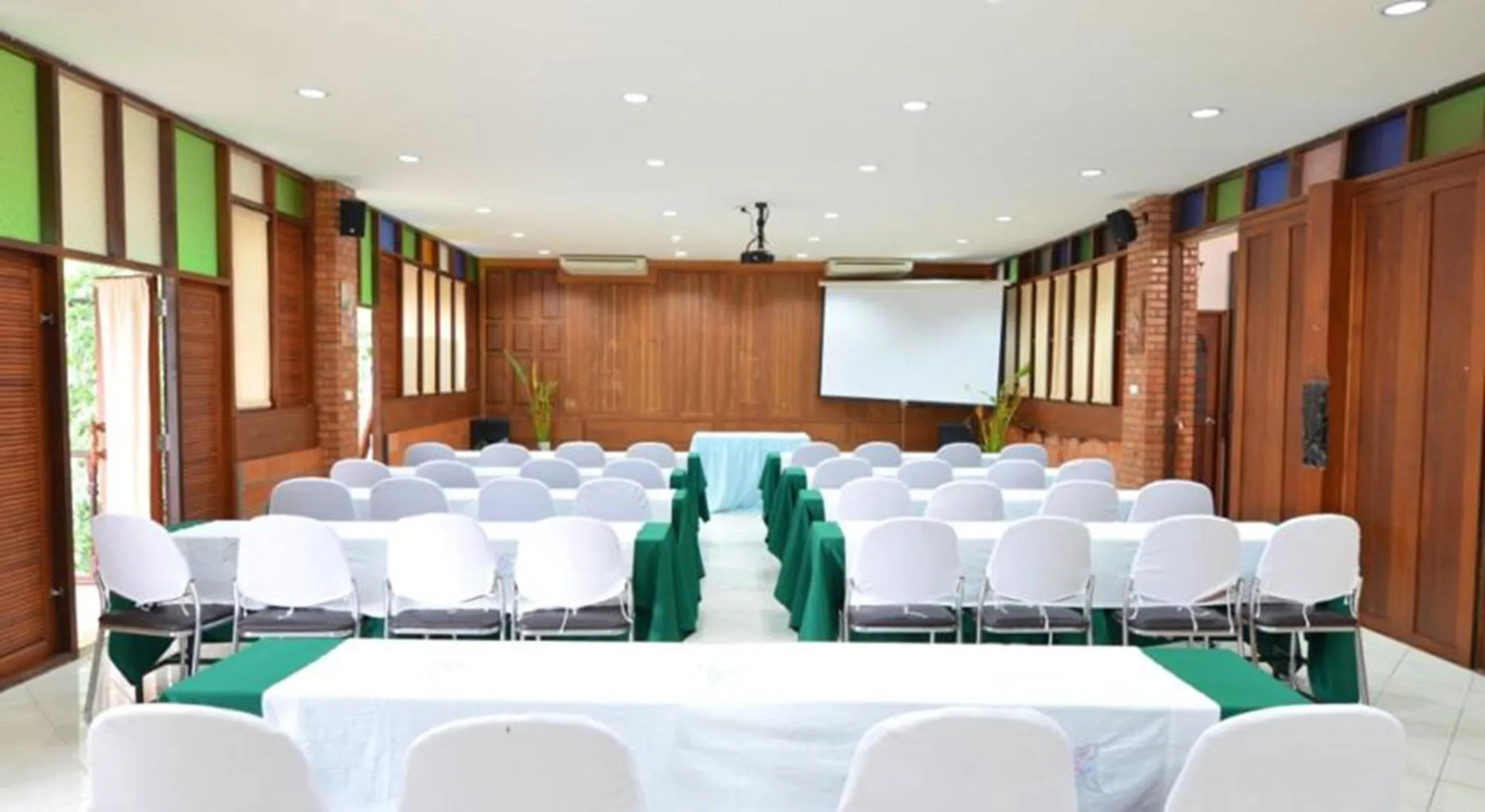 The Grand Jamjuree Resort Lamphun