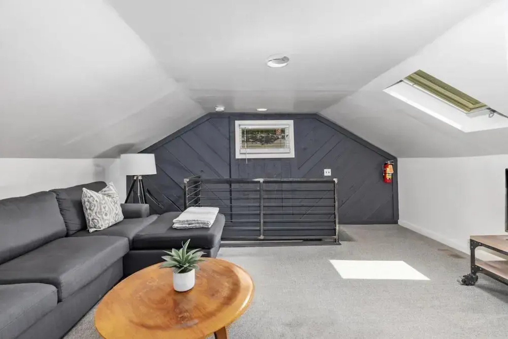 Hummingbird - One Bedroom Apartment, Sleeps 2