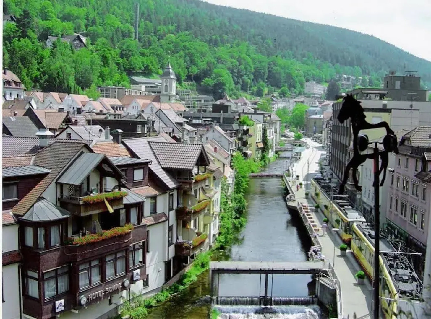 Hotel - Restaurant Sonne