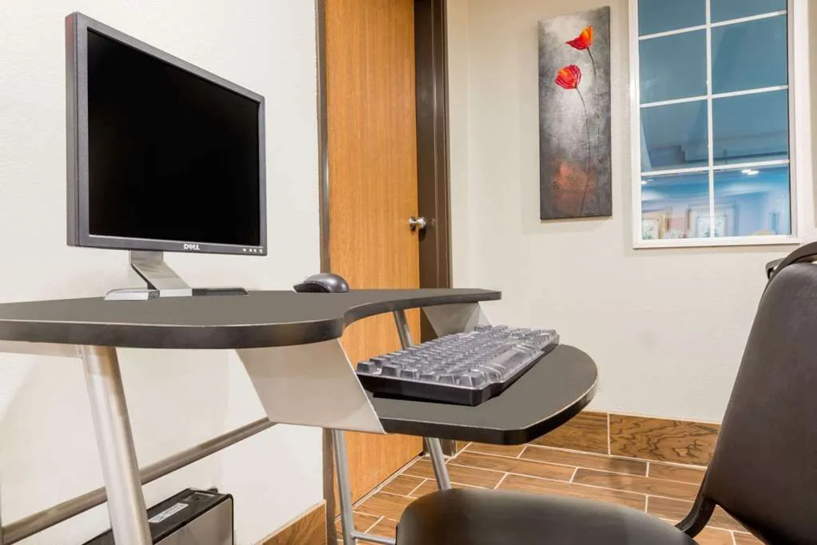 Super 8 Winfield/Quail Ridge Area