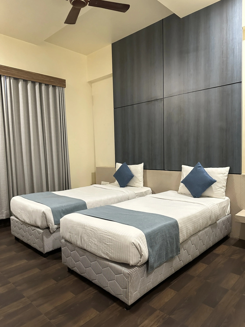 Hotel Sai Miracle