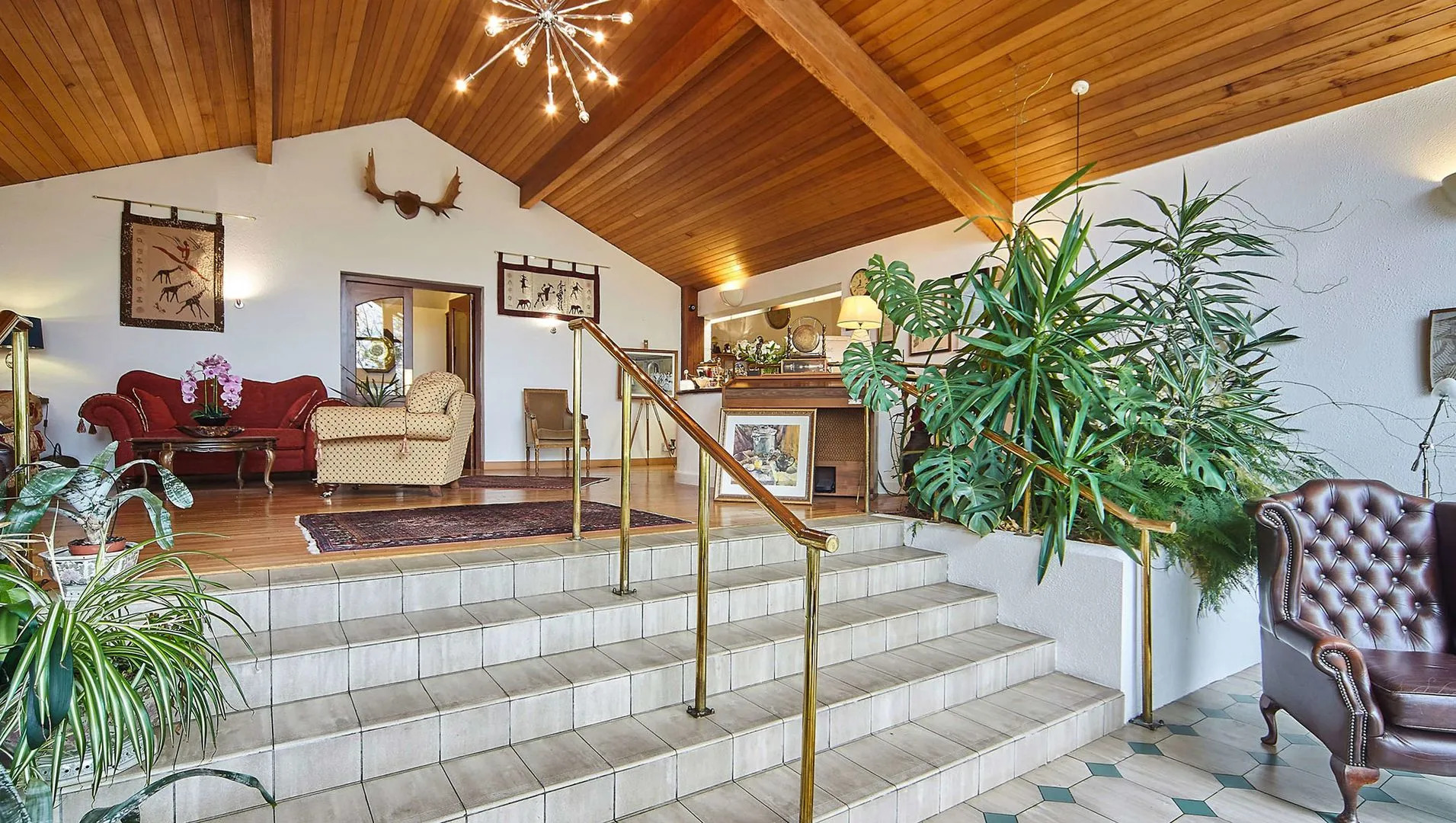 The Cedar Lodge Hotel and Restaurant