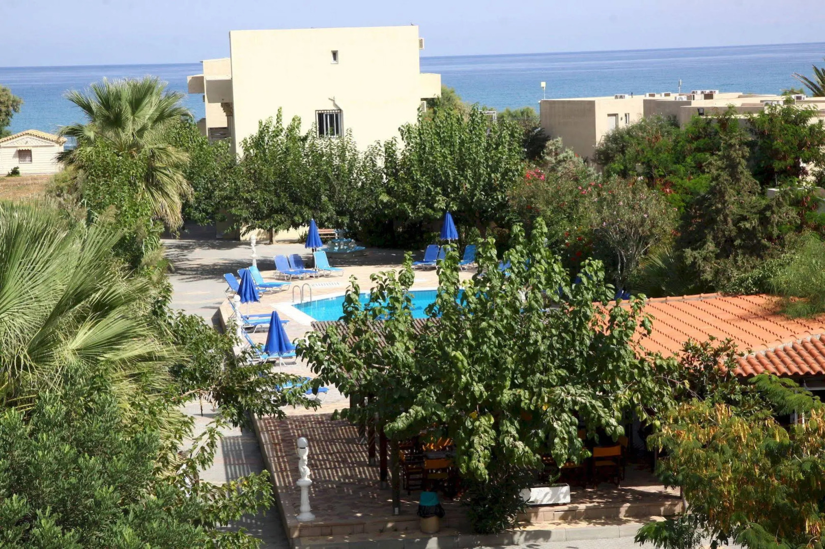 Paralos Lifestyle Beach