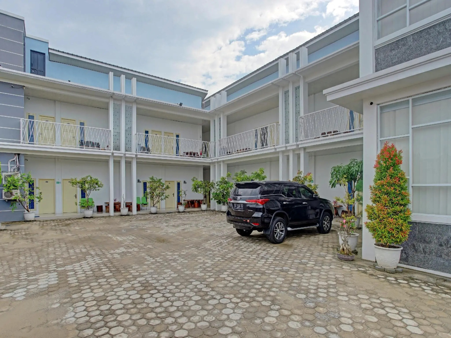 OYO 90404 Pringombo Homestay 2 Syariah