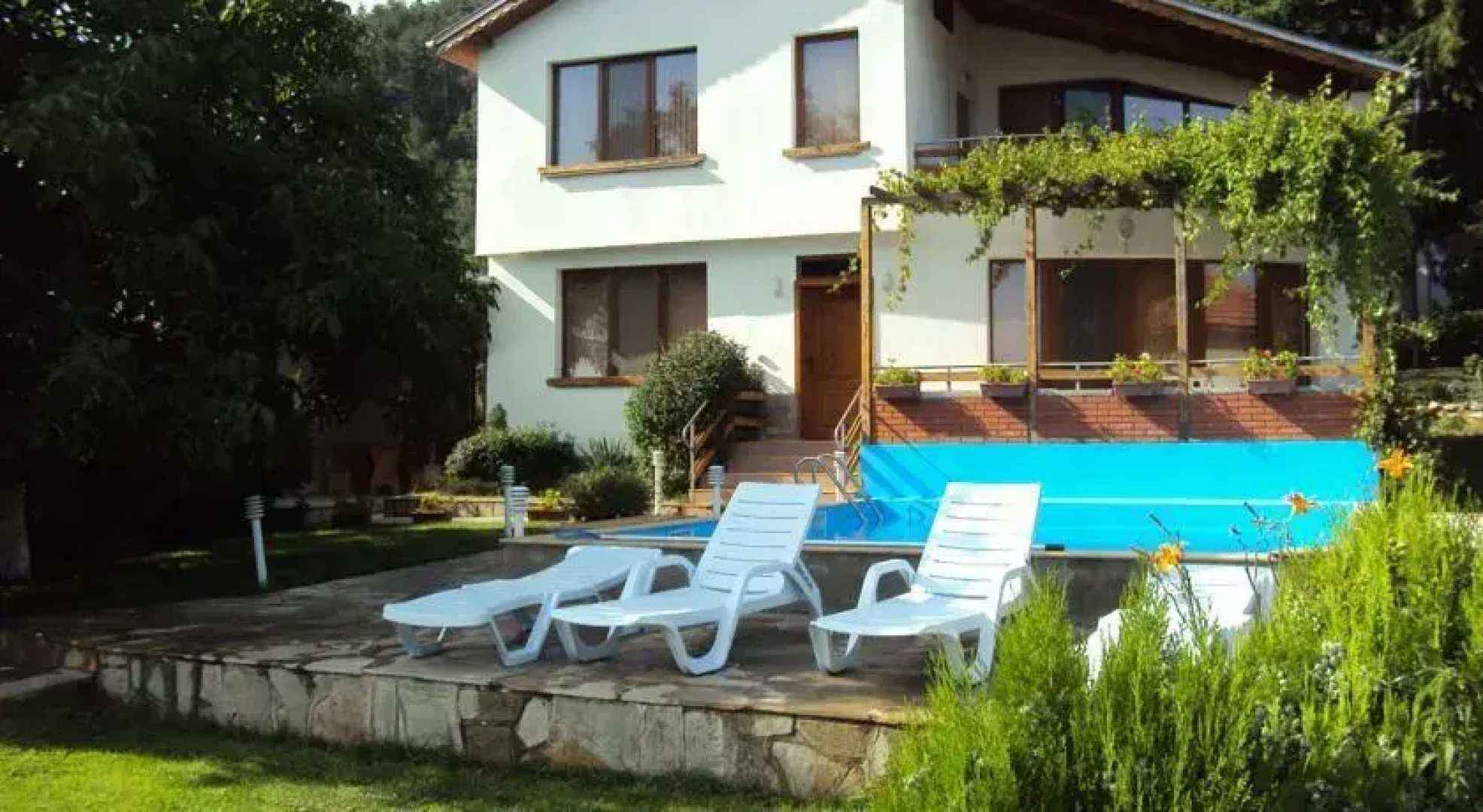 Villa Mirlevi