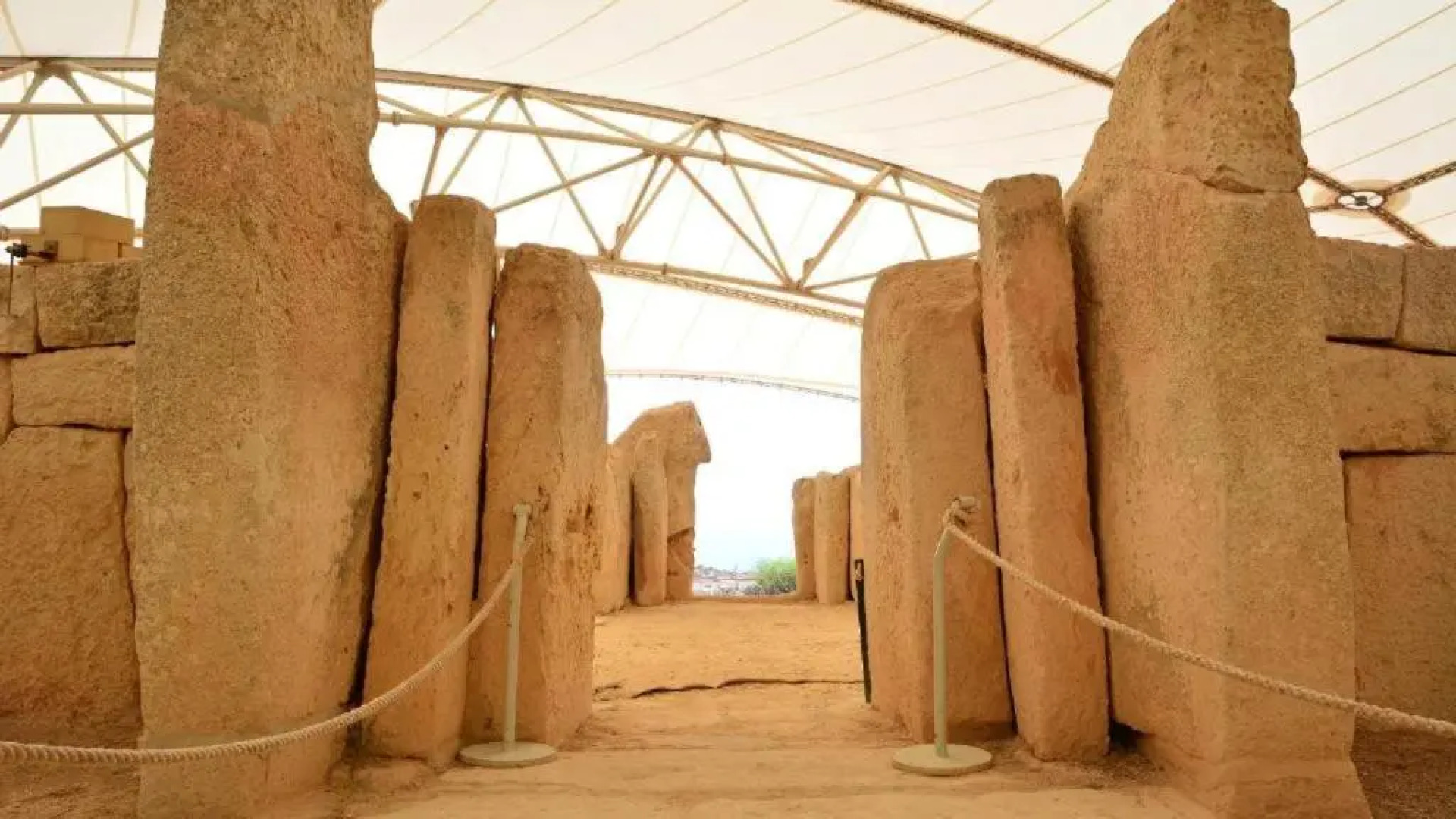 Belvedere Airport Suites