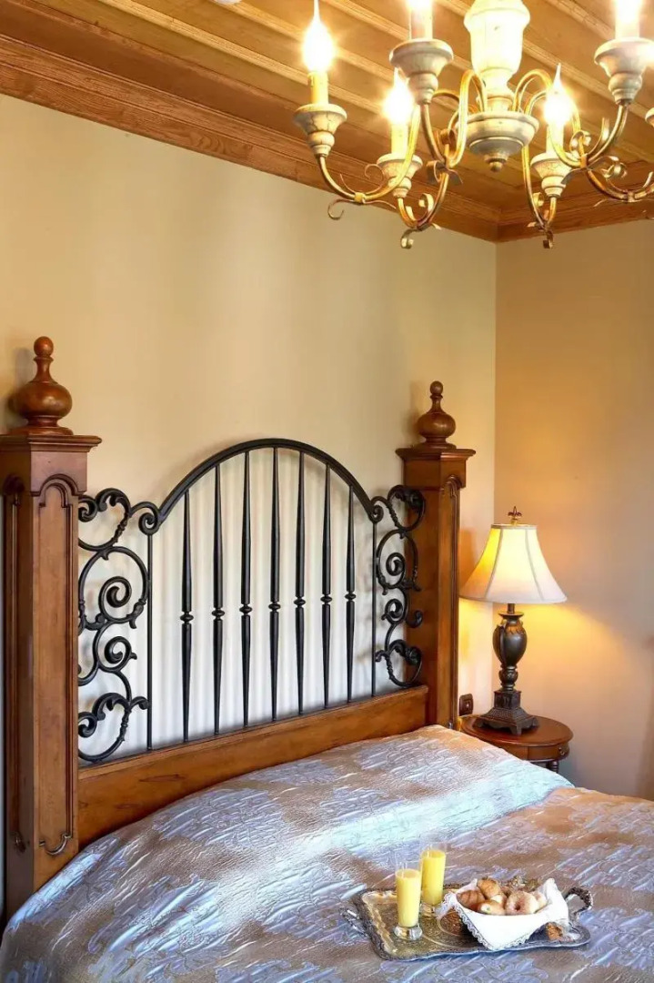 Kokkino Spiti Boutique Hotel