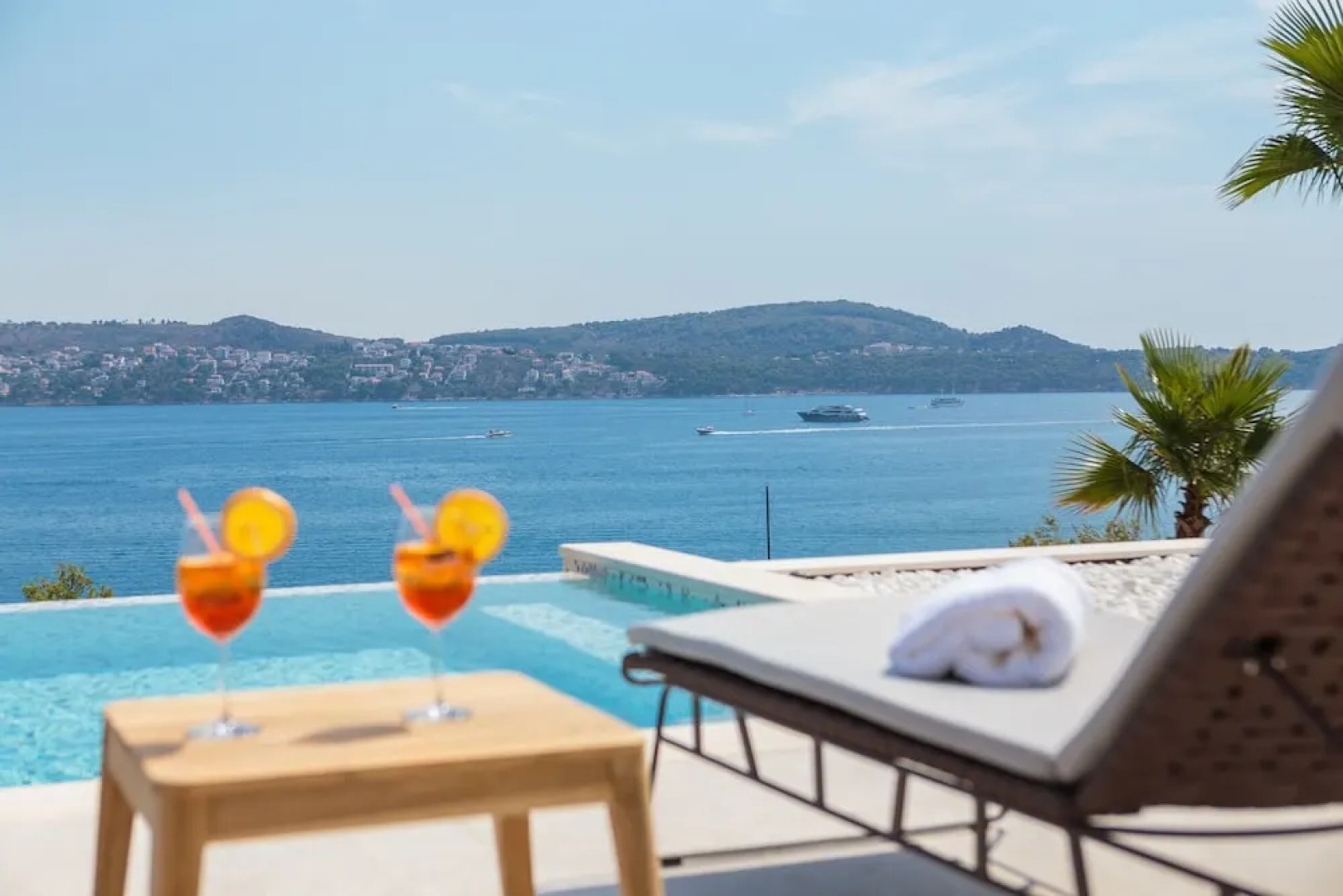 Ultraluxury Villa Elyzeum