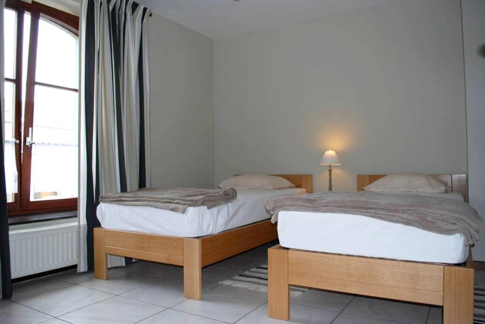 House With 5 Bedrooms in Bertrix, With Enclosed Garden and Wifi