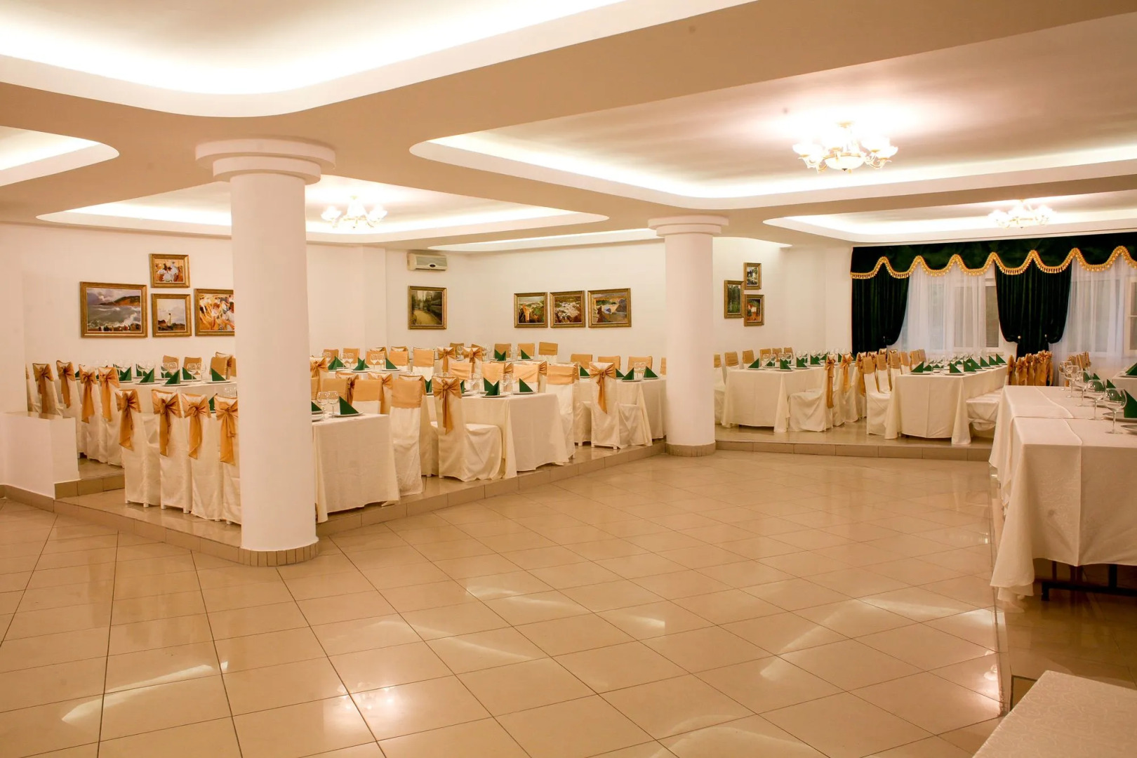 Complex Turistic Cornul Vanatorului