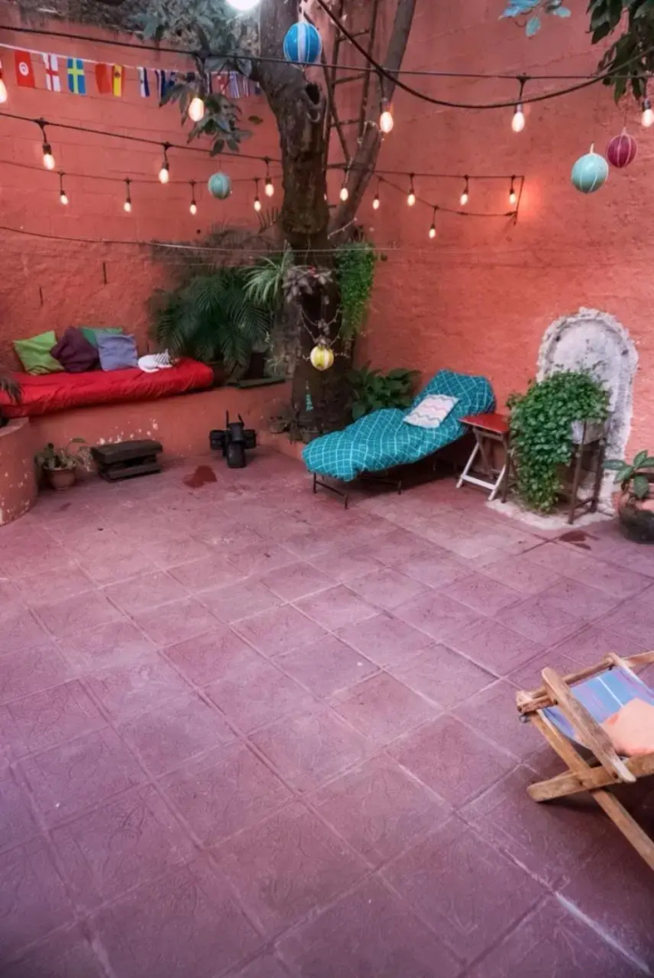 Pool House Hostel