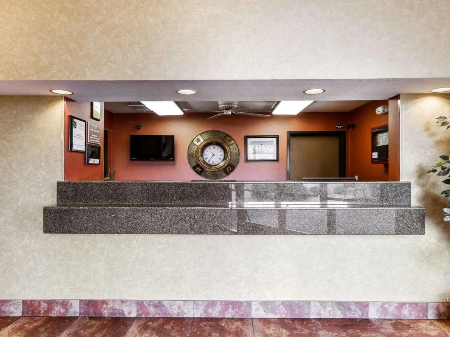 Comfort Inn & Suites Surprise Near Sun City West