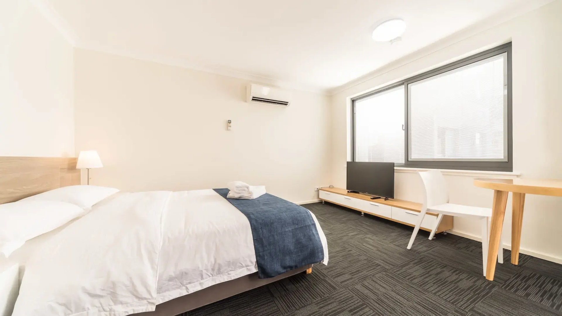 Batavia Apartments