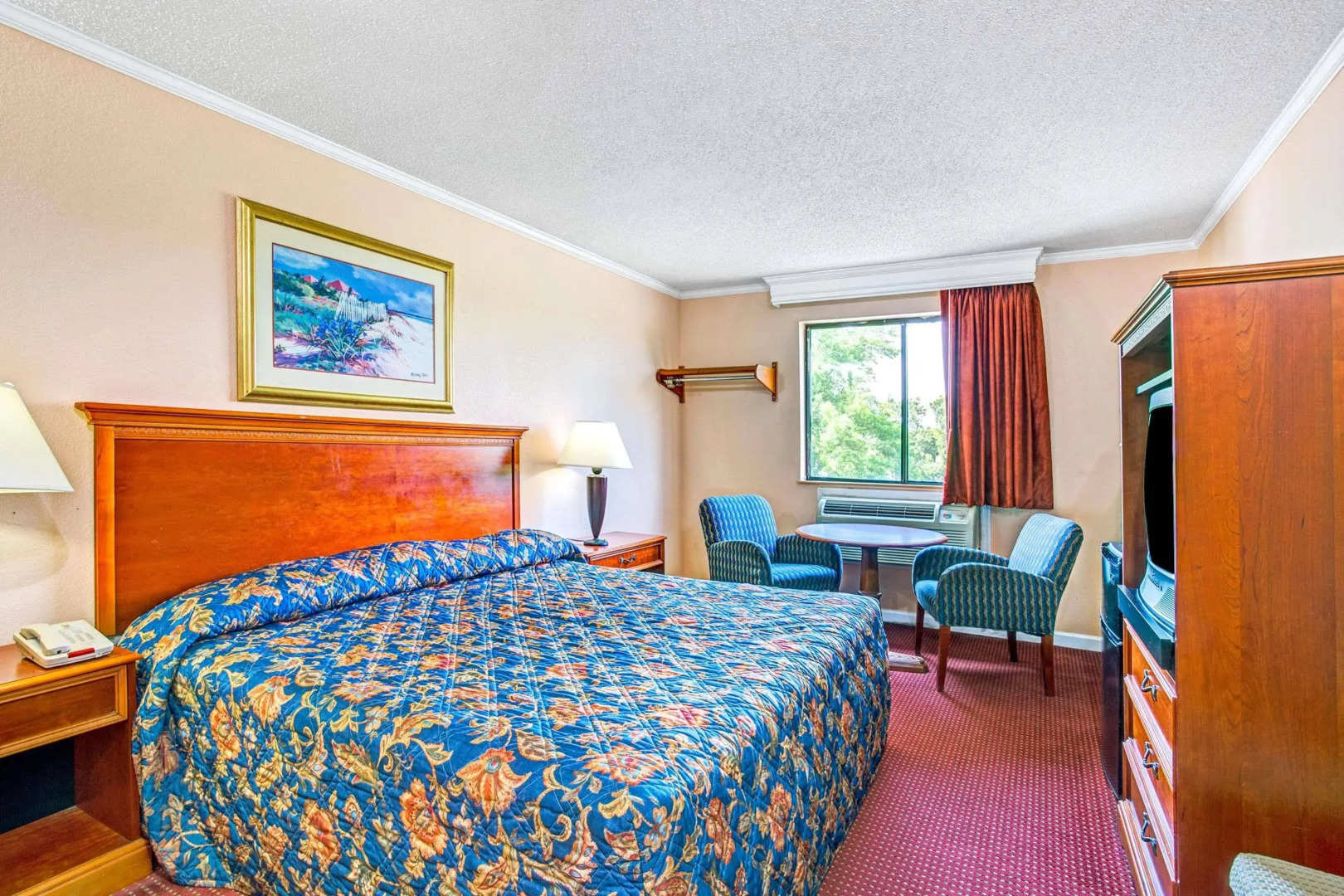 Red Roof Inn Suffolk