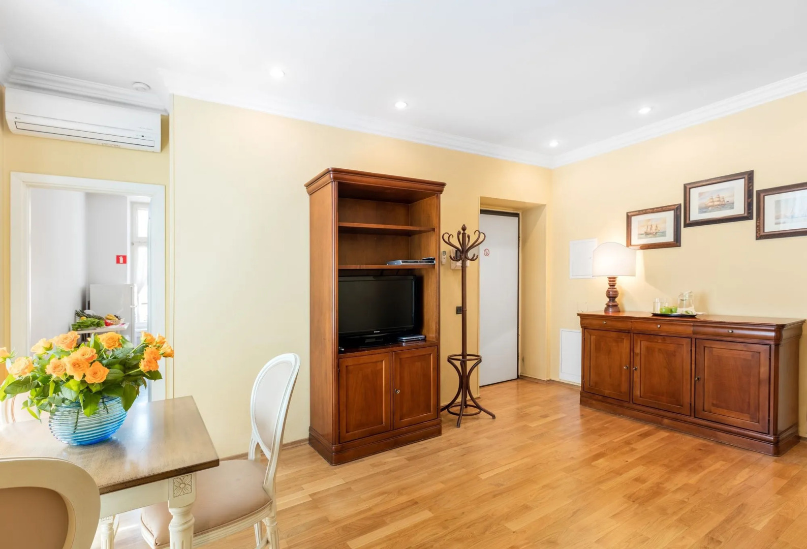 Residence St. Andrews Palace