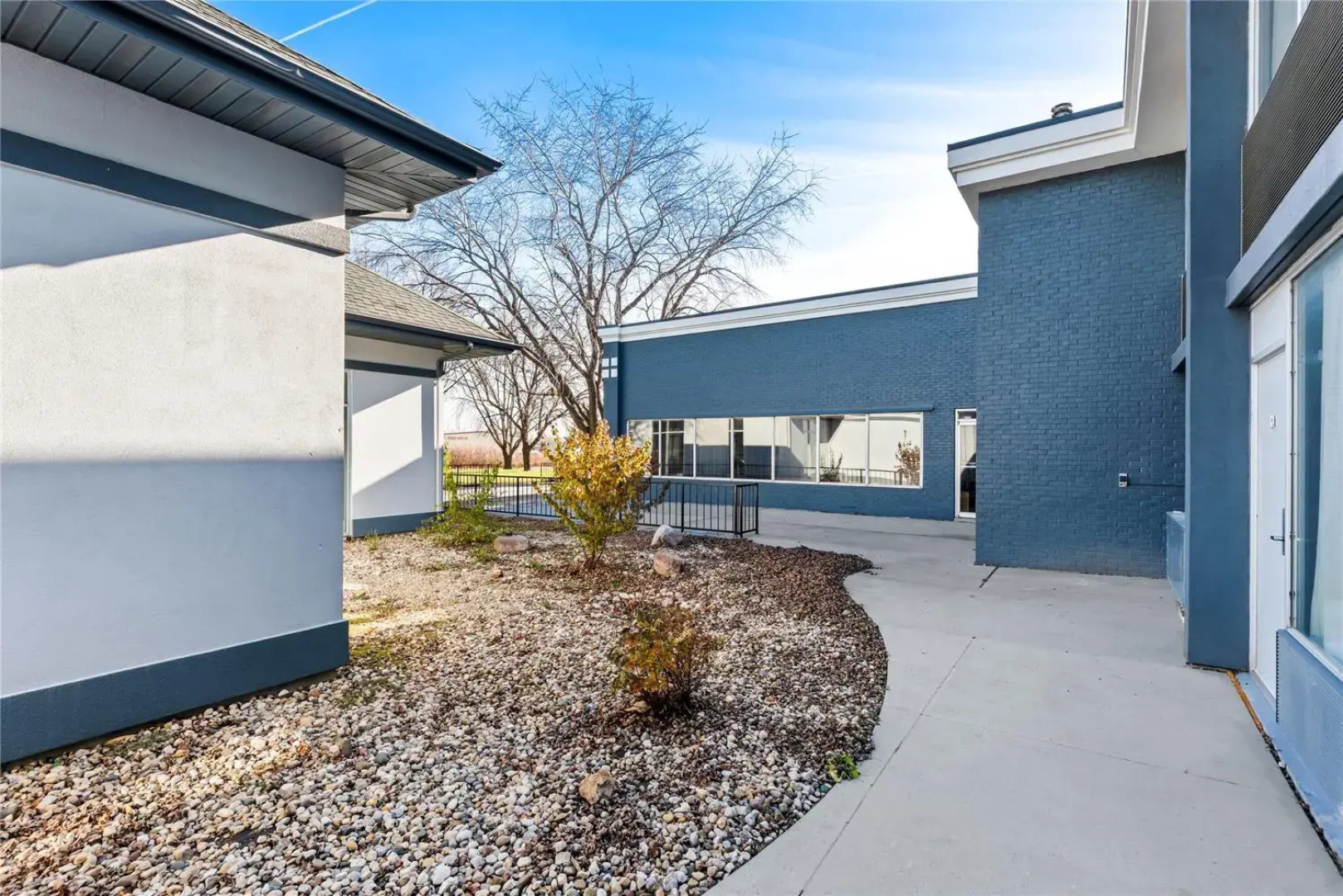 Suburban Studios Fort Dodge