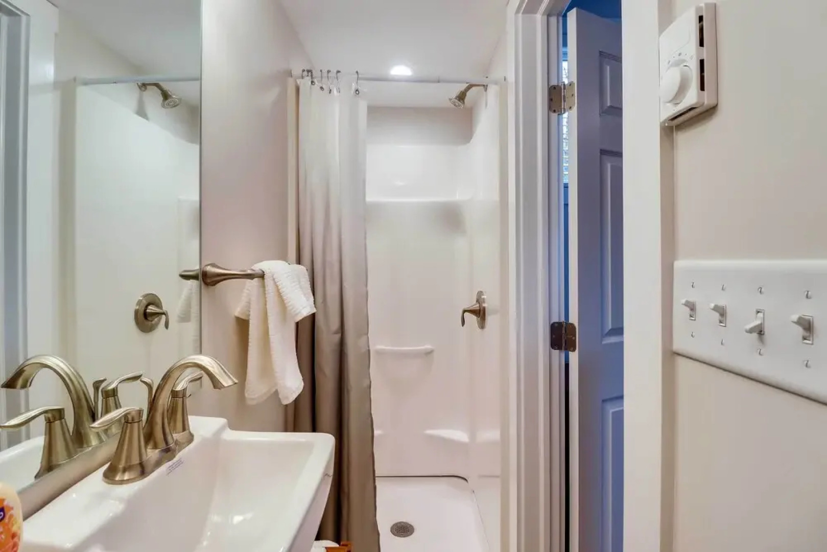 1 Mi to Camelback Resort: Tannersville Townhome