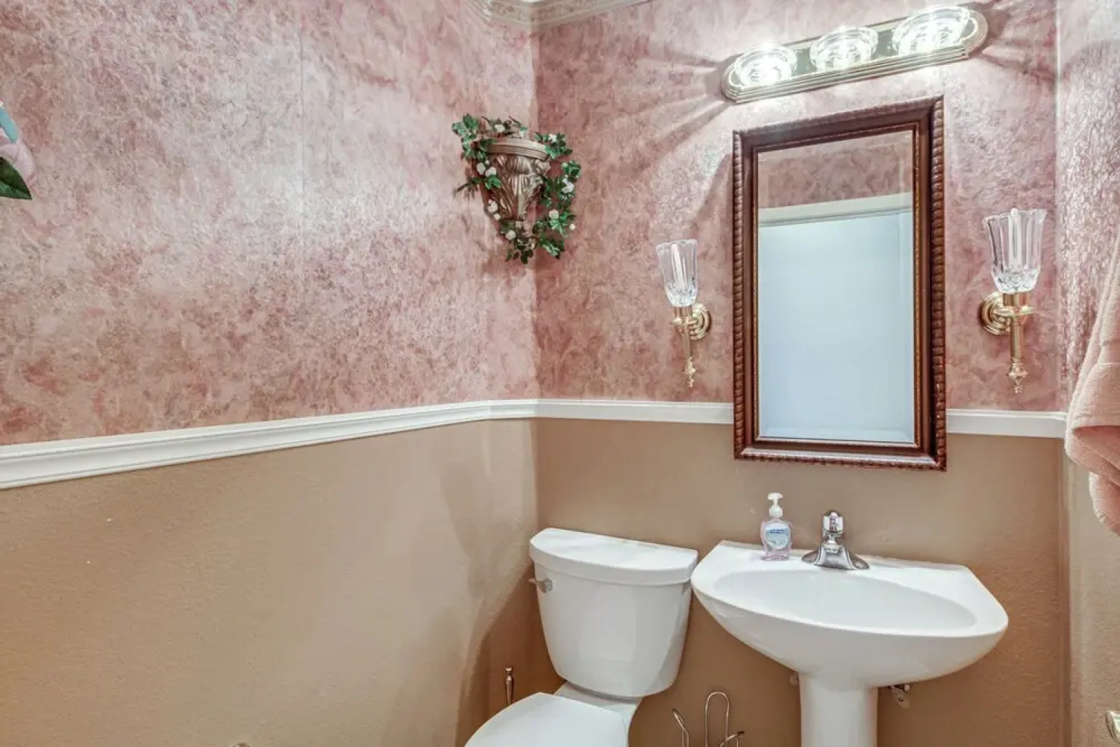 Golfer's Paradise: Oro Valley Home w/ Pool!