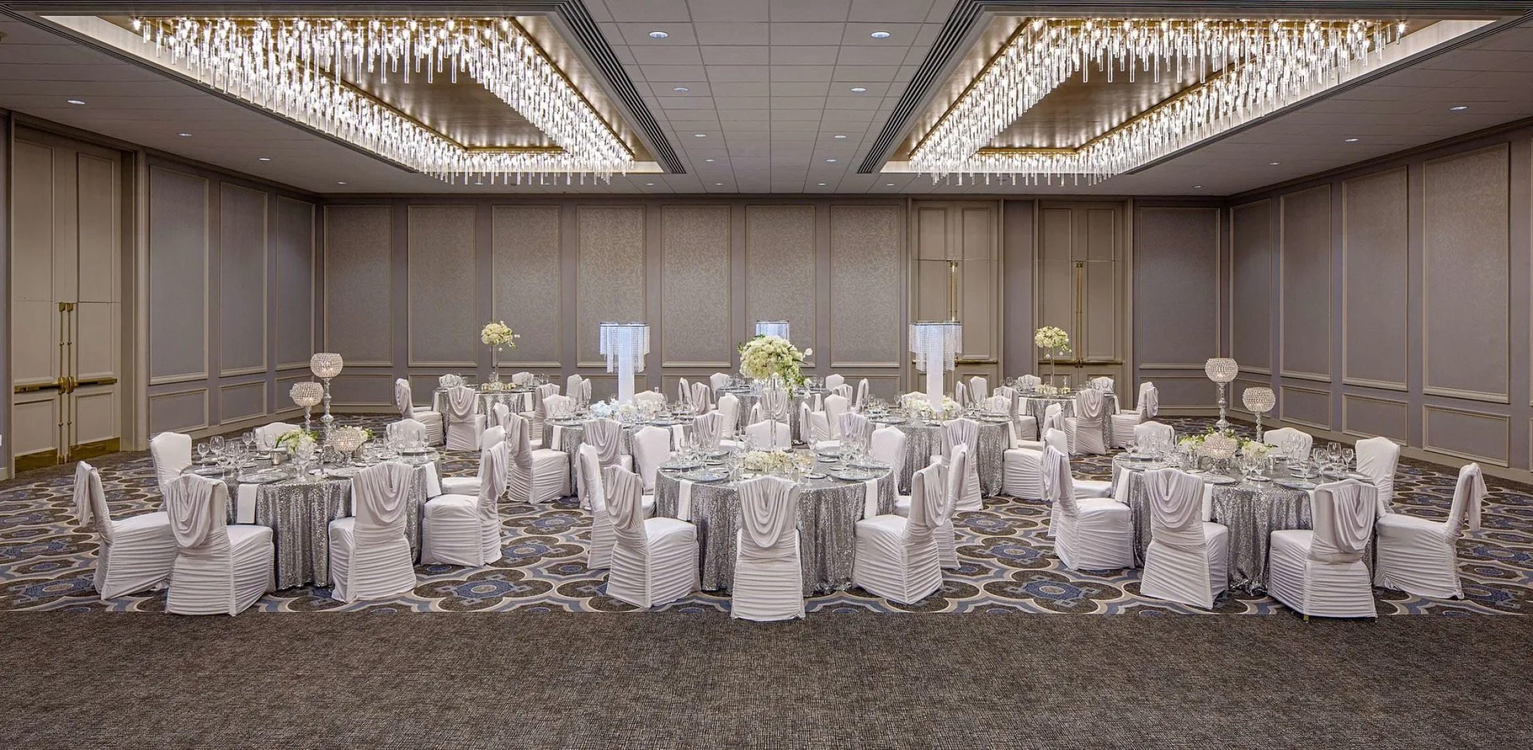 DoubleTree by Hilton Hotel Houston - Greenway Plaza