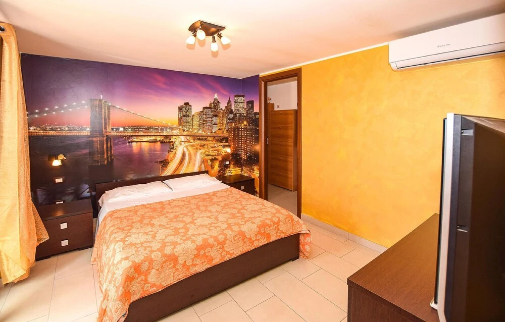 Beautiful Home in Civitavecchia With Sauna, Wifi and 6 Bedrooms