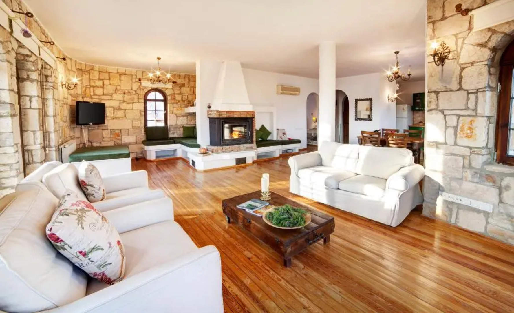 Vinifera Vineyards Hotel