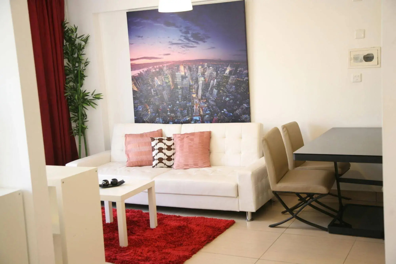 The Palms Hotel Apartments