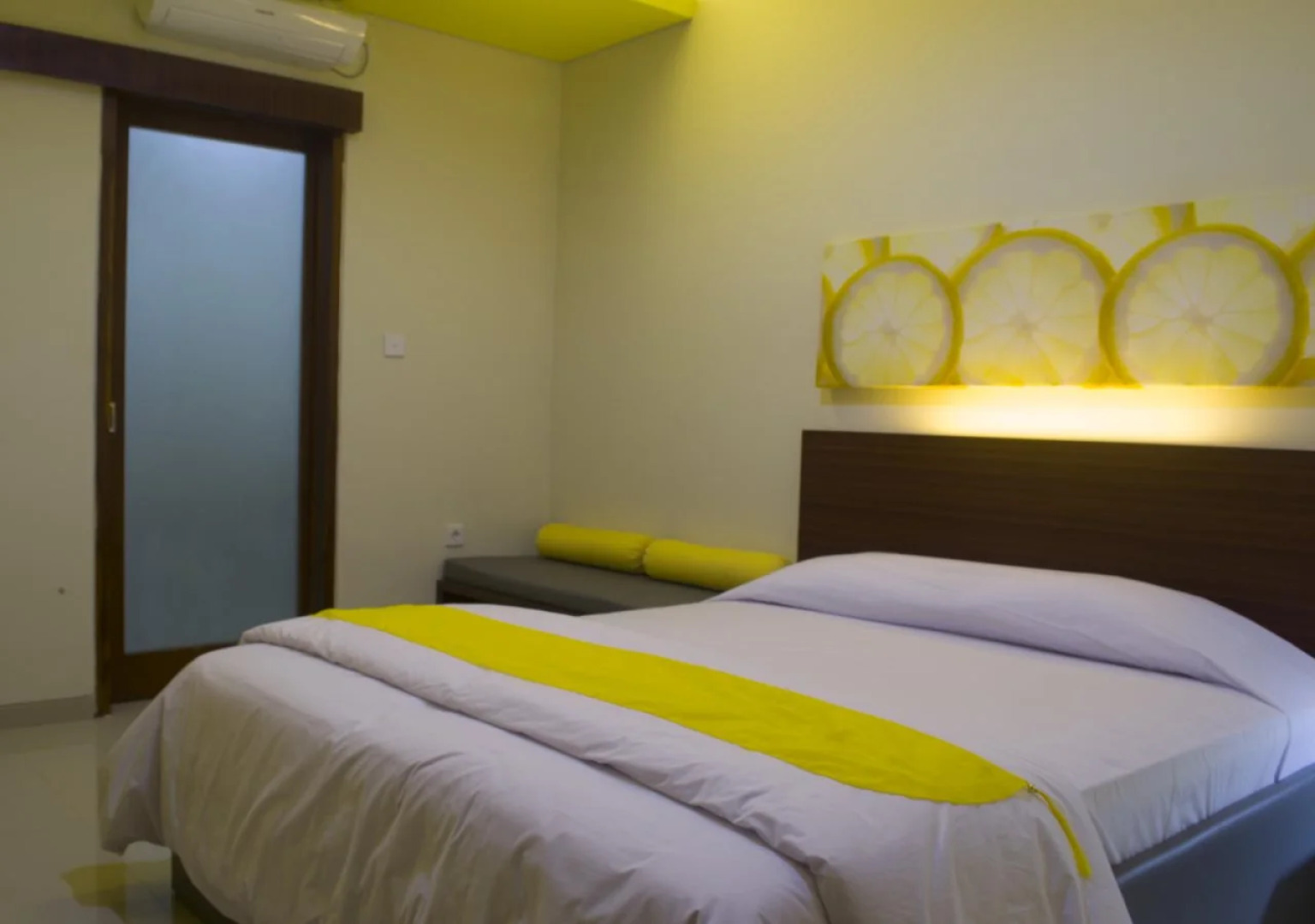 De Lemon Gatsu Hotel