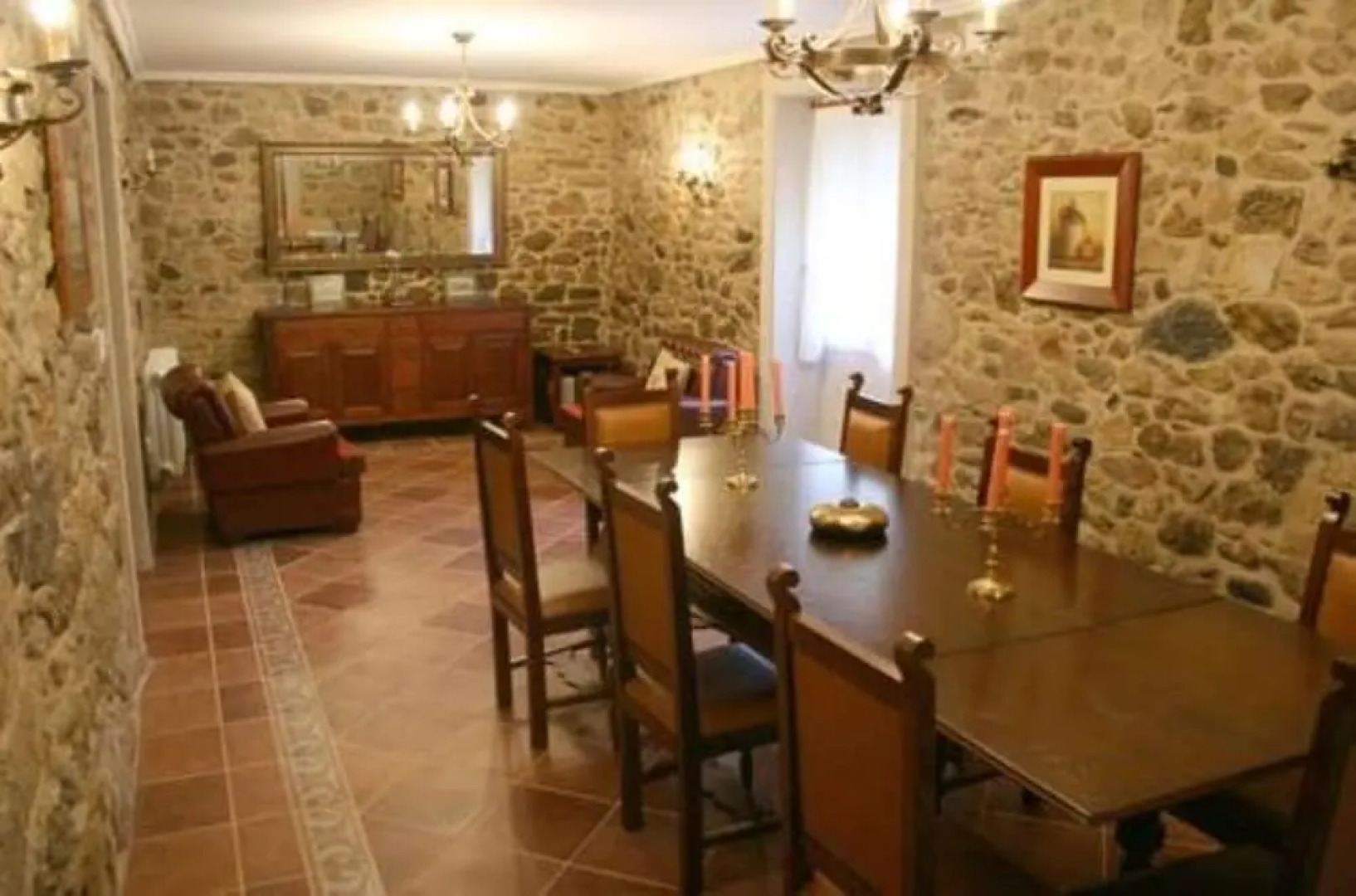 A Estrada 100126 6 Bedroom Holiday home By Mo Rentals