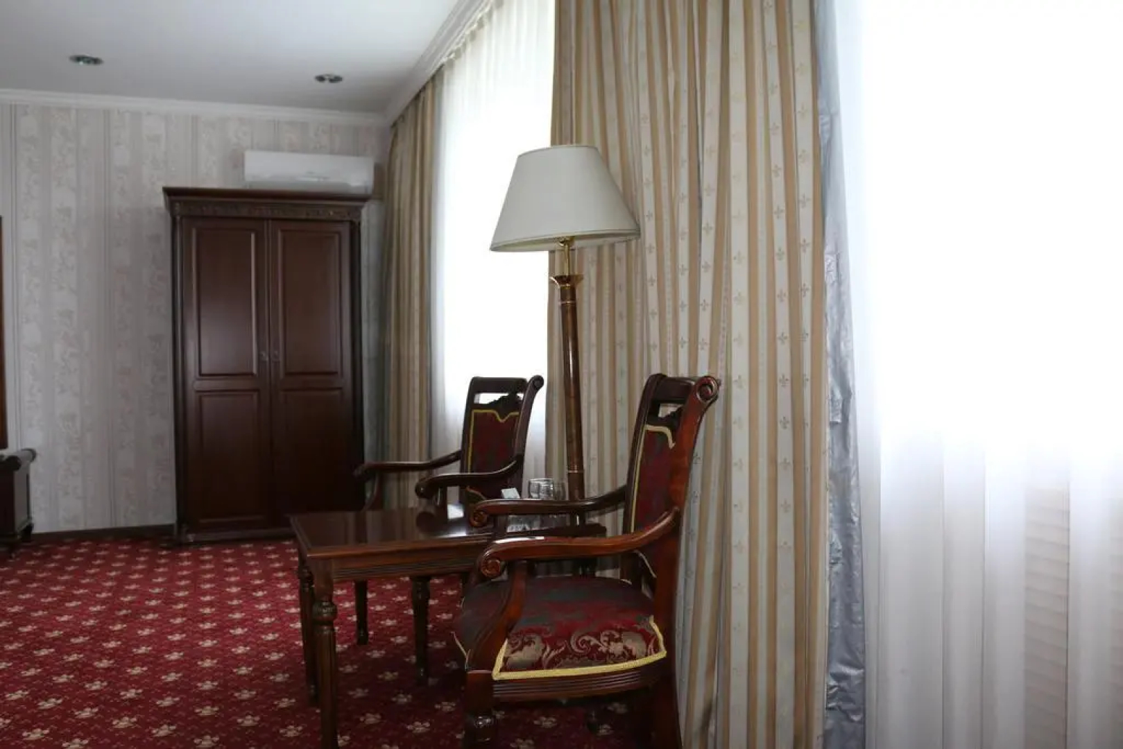 Gold Star (Голд Стар)