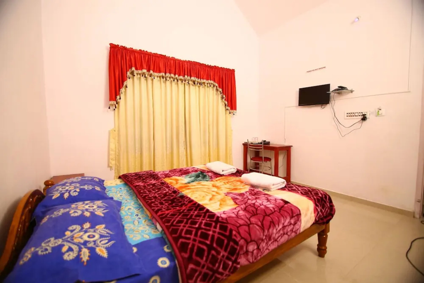 OYO 5517 Home Stay Grand Exotica Villa