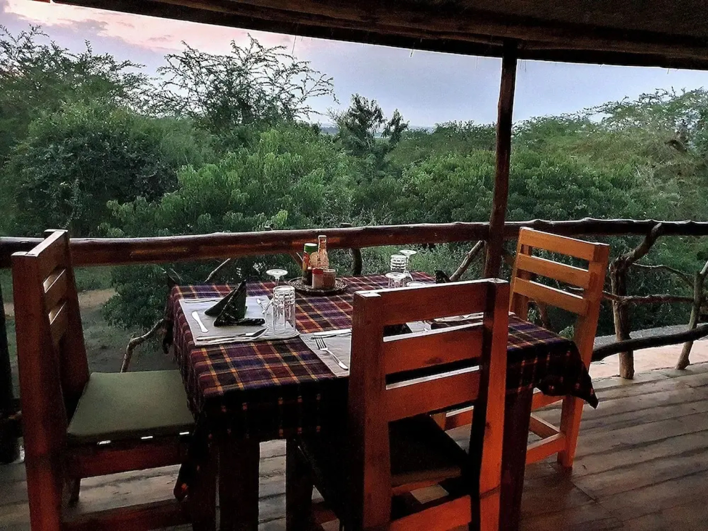Hornbill Bush Lodge