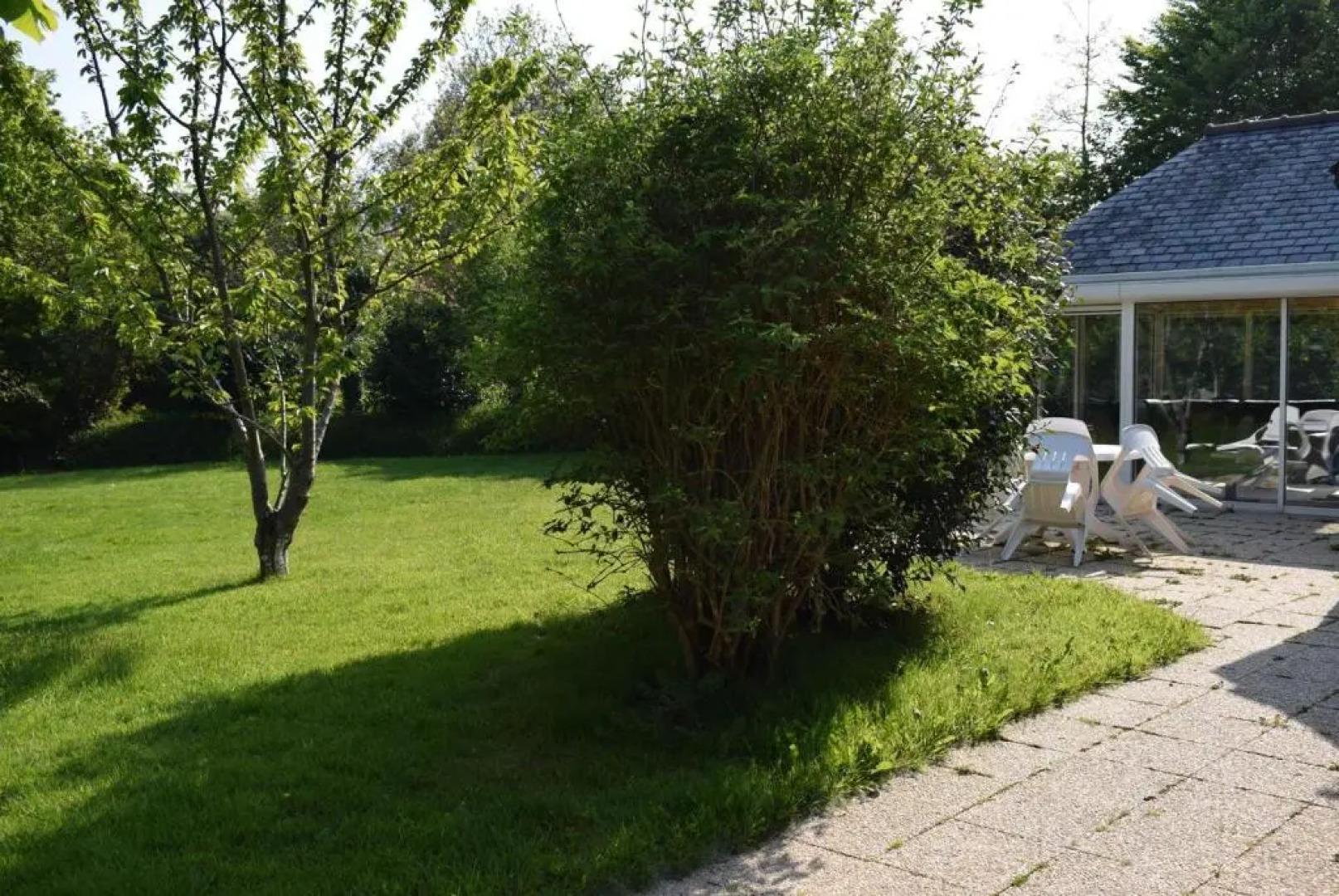 Villa de plain-pied avec WIFI, piscine privée sous abris haut à PLEUMEUR-BODOU - Ref 461