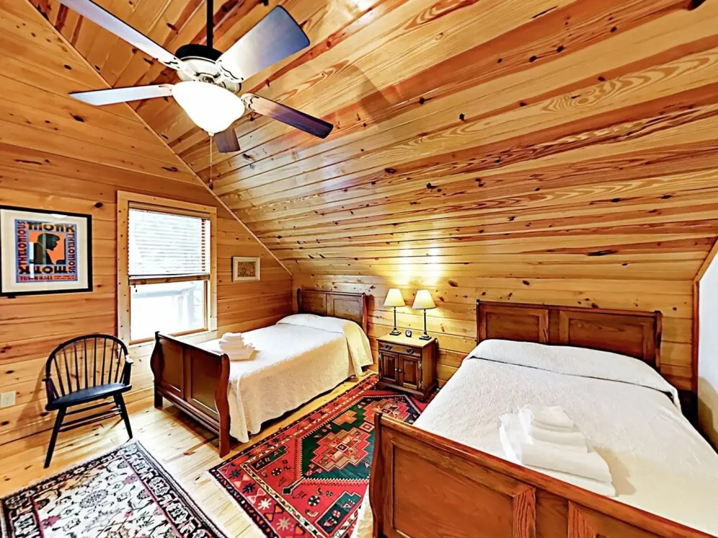 Linger Longer Lodge - 8 Br Home