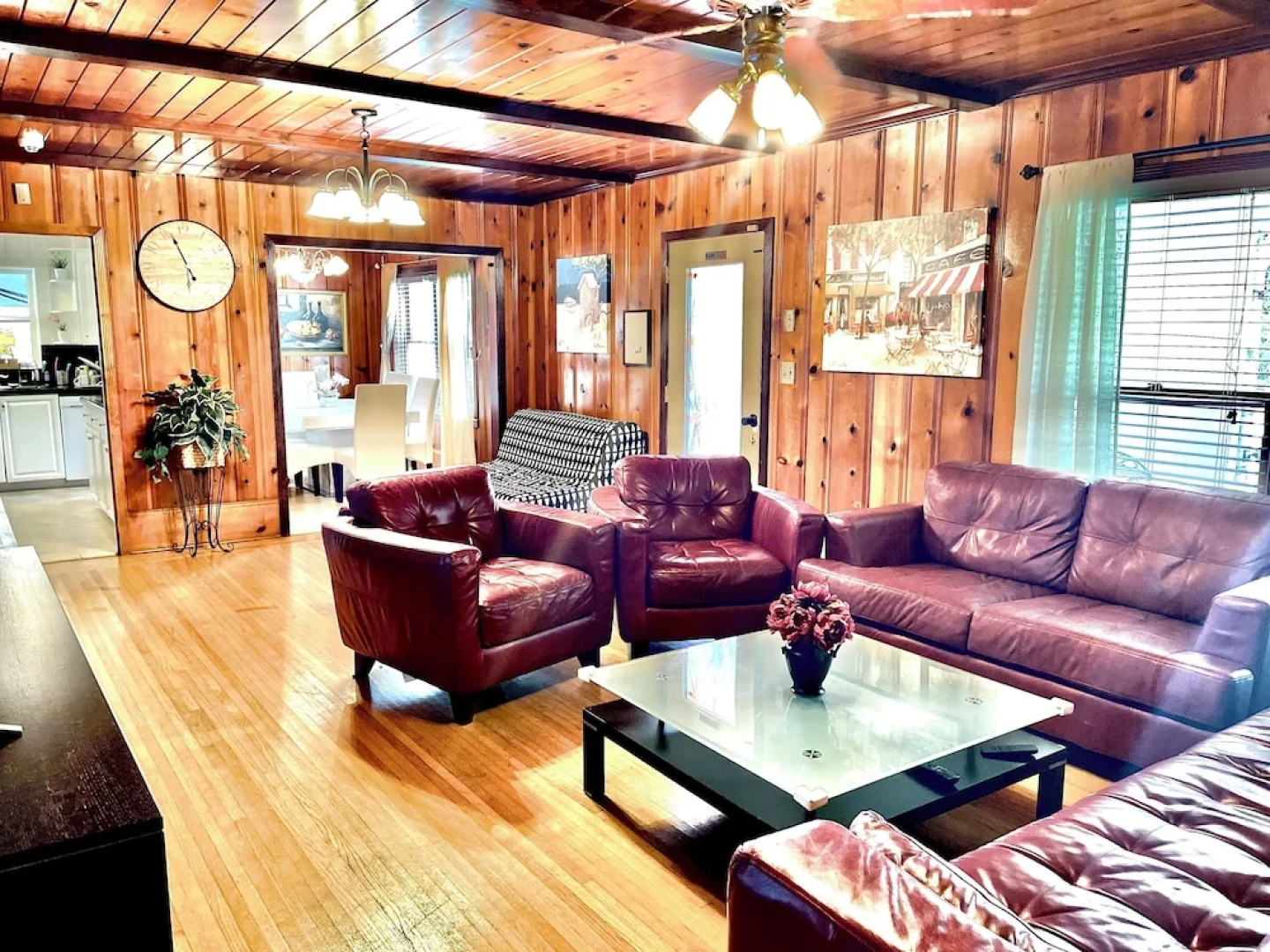 4BR, 4BA House Beach, Entertainment, Nightlife