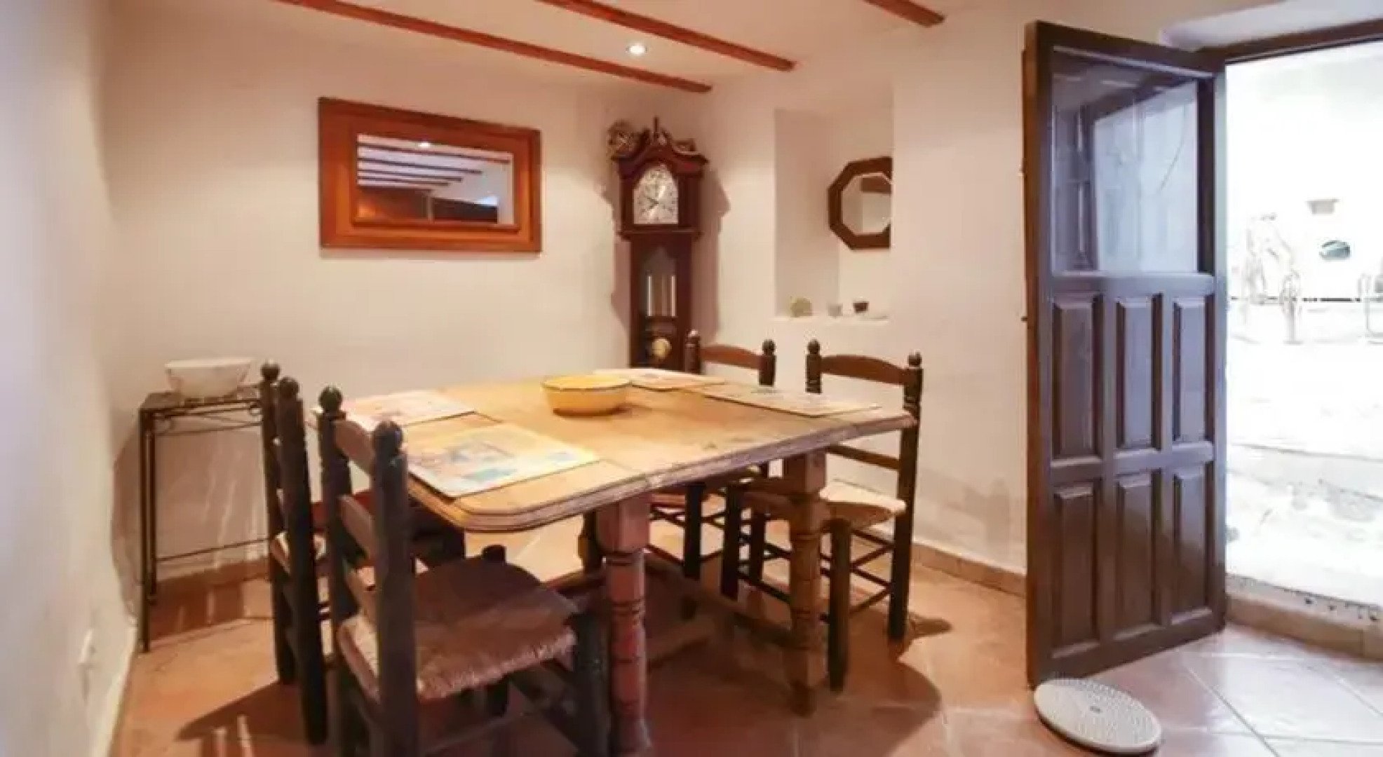 HomeRez - Holiday Home Calle Sierra