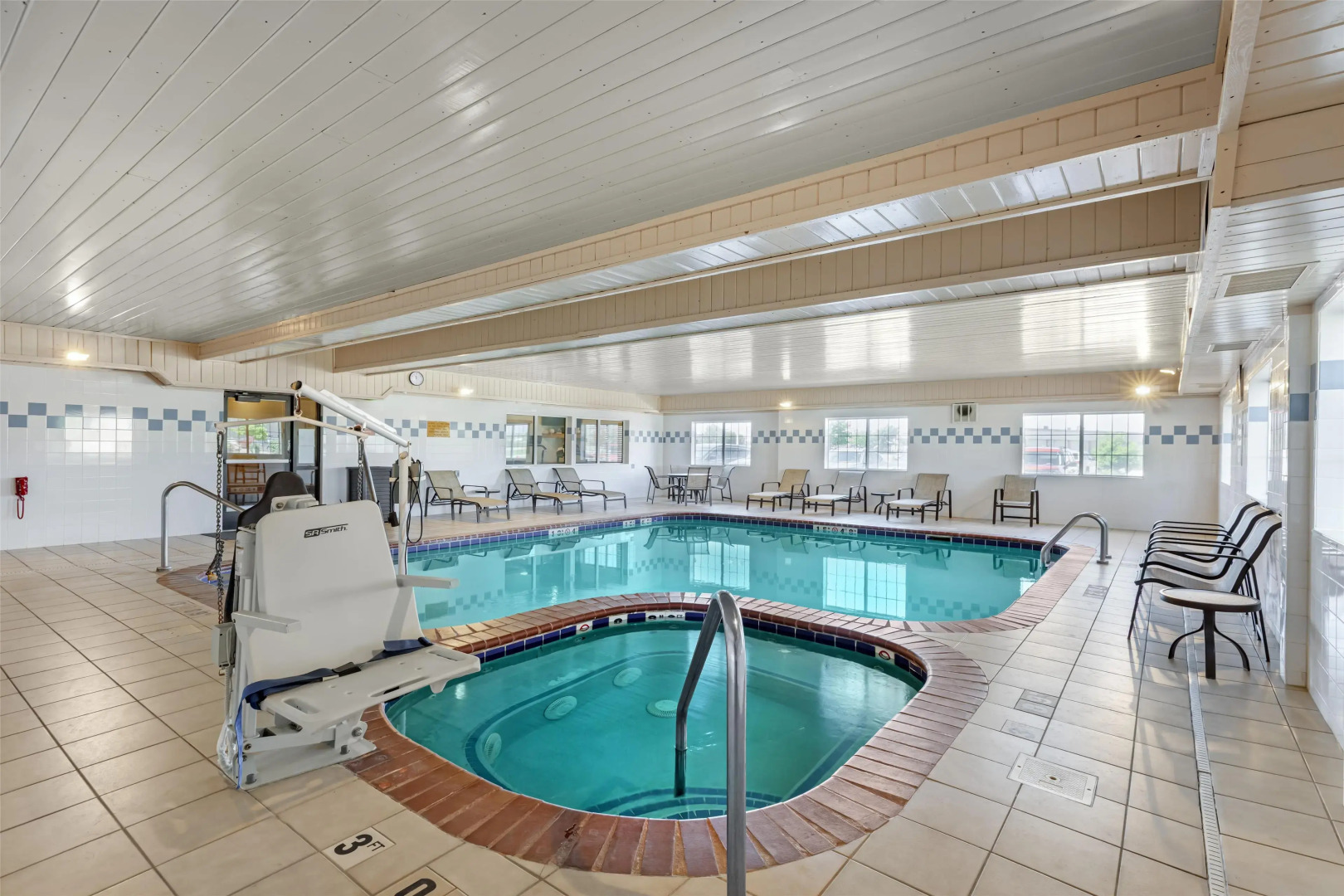 Best Western Firestone Inn & Suites