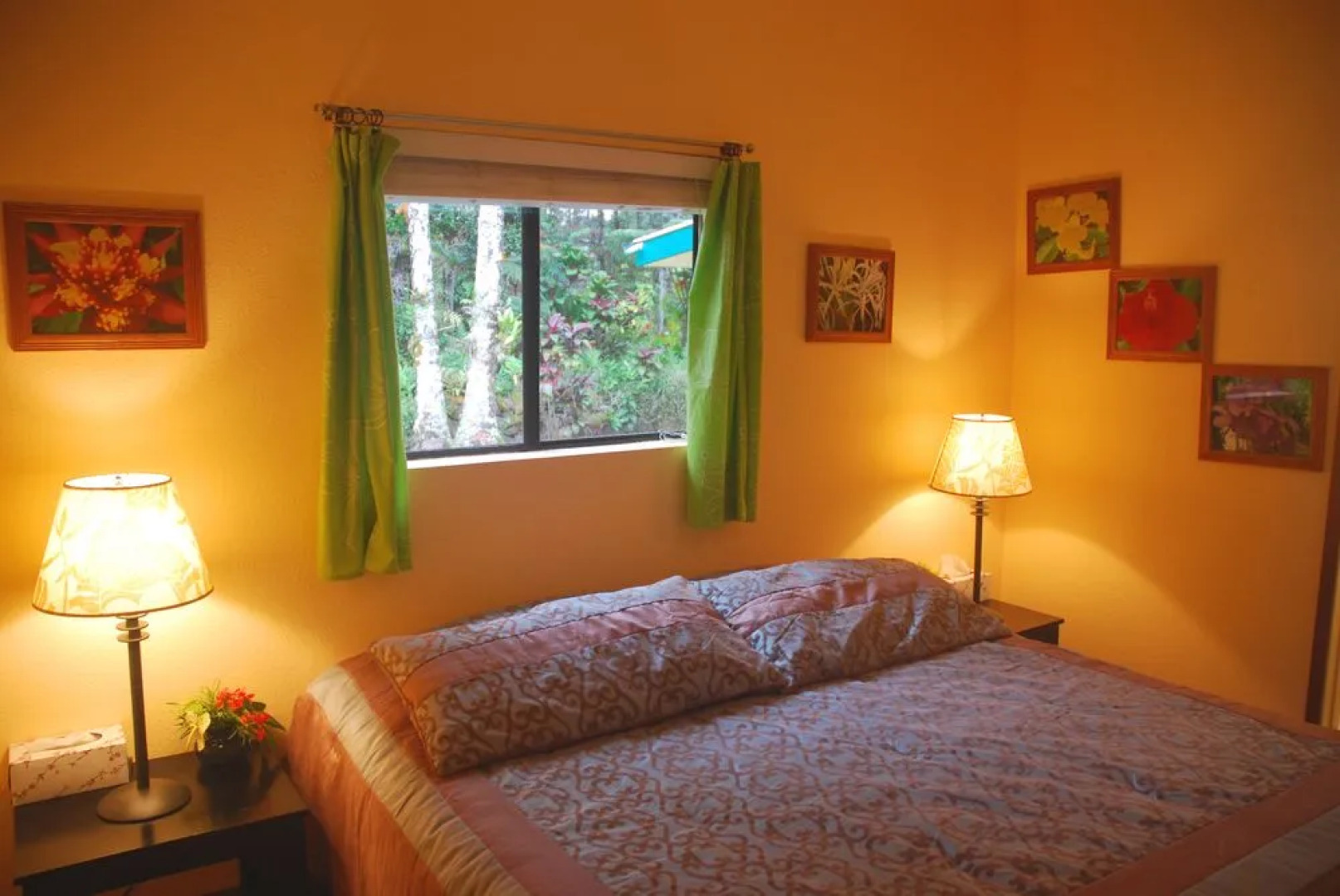 Hale Moana Bed & Breakfast