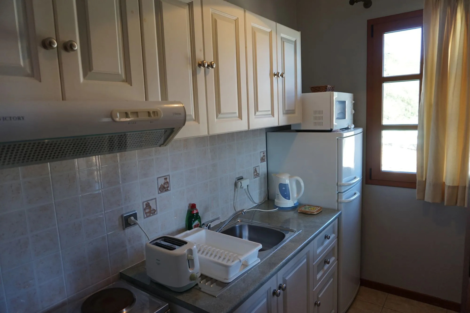 Faros Suites - Adults Only