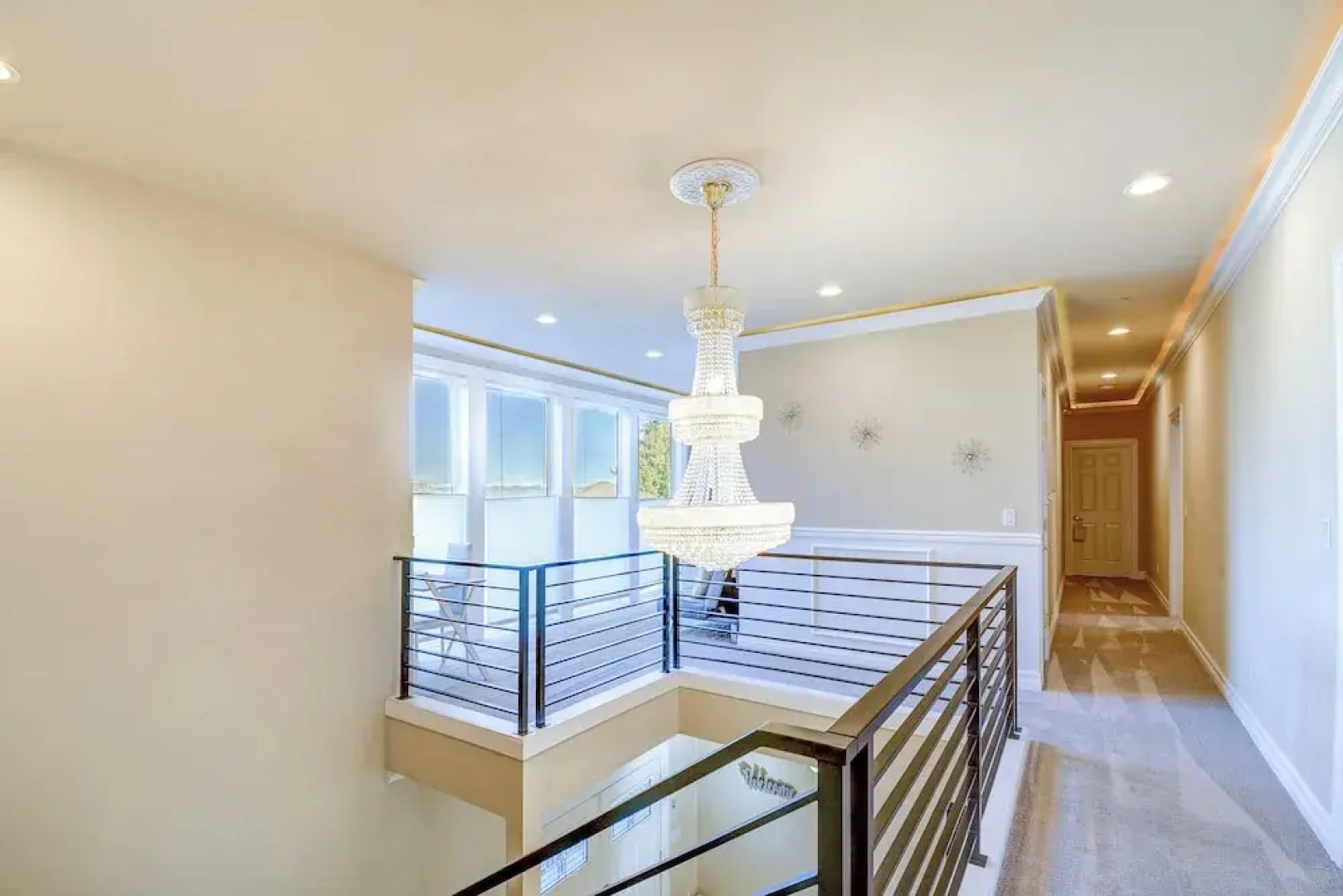 Luxe Federal Way Rental - Walk to the Water!